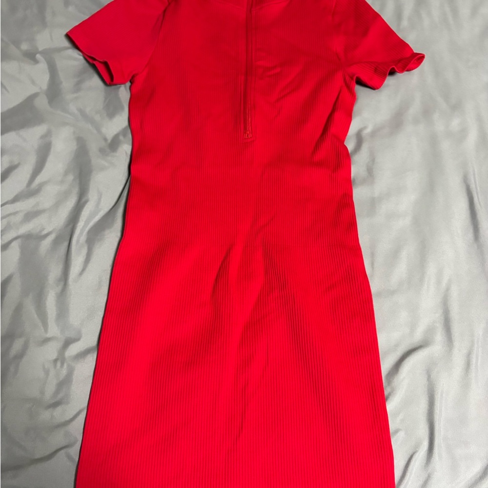 Chic Scarlet Mini Dress